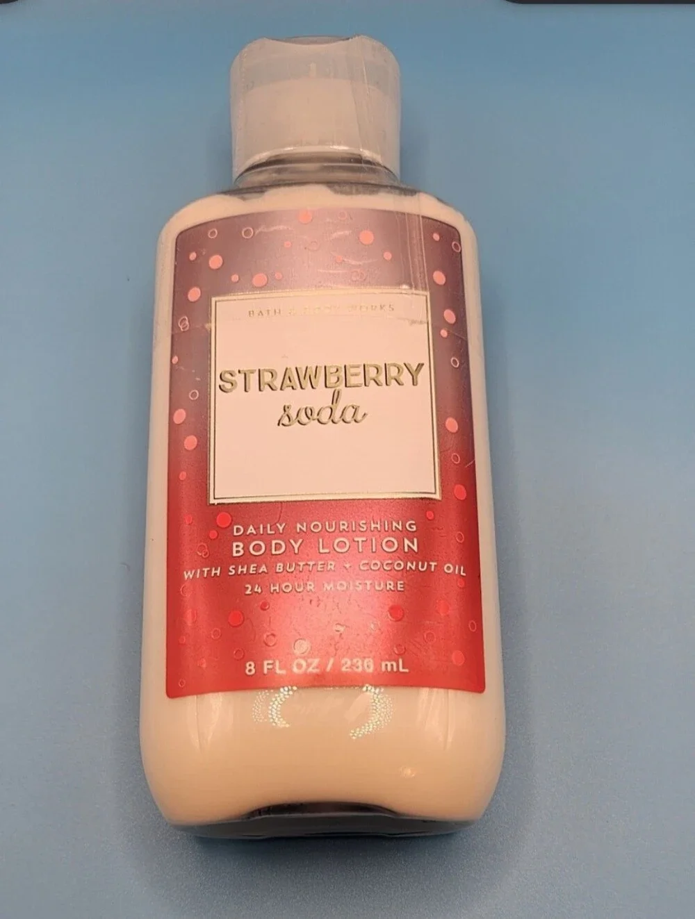 Bath & Body Works Strawberry Soda Body Lotion - Pink & Red